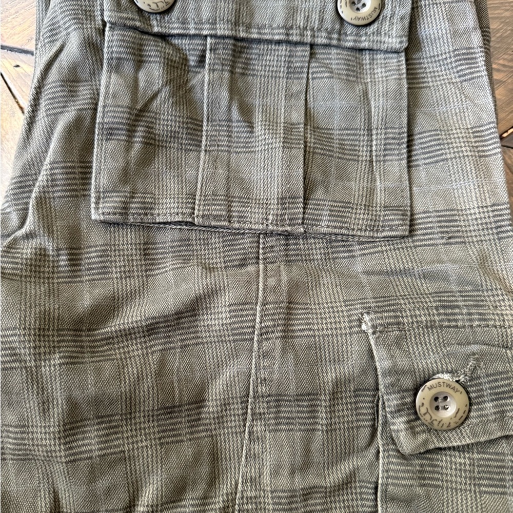 Men's Wild Cargo green Plaid Pants size 30 NEW